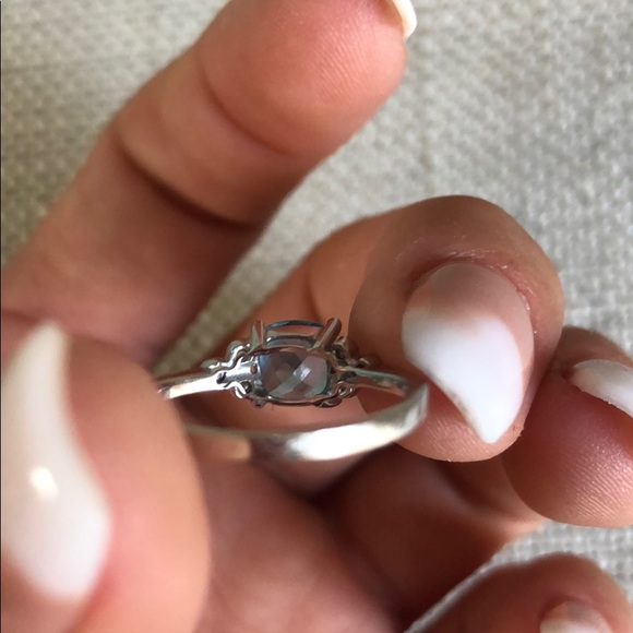 Zircon Ring - Picture 5 of 5